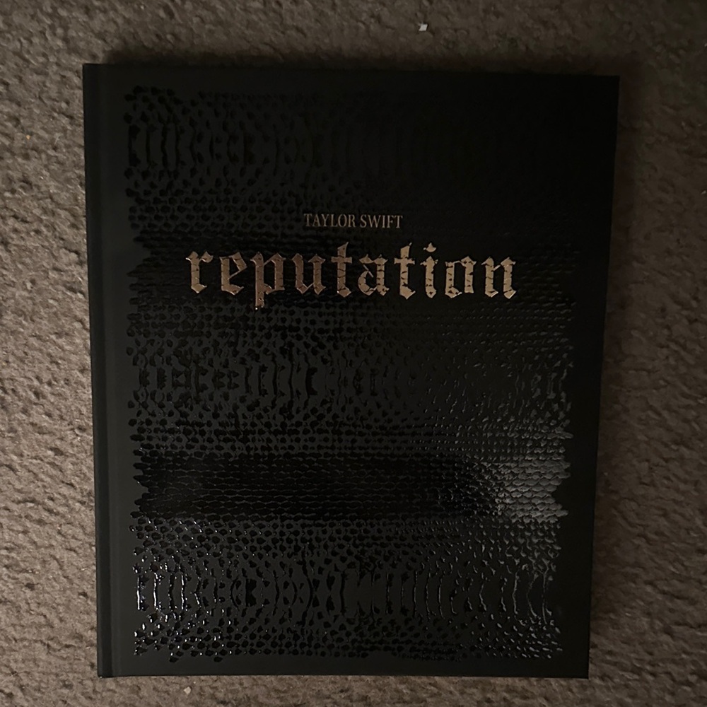 Black Reptile Habitat Decor